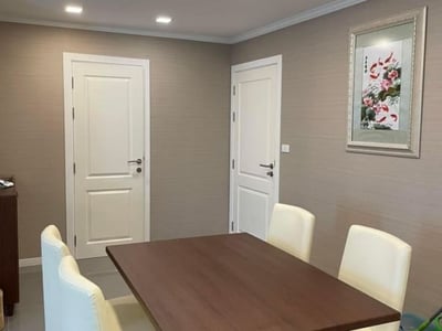 Property image 1 of 5