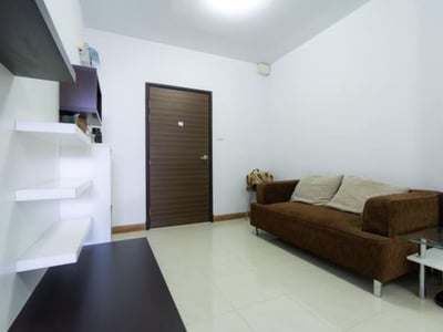 Property image 1 of 5