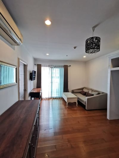 Property image 1 of 17
