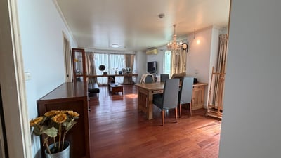 Property image 1 of 11