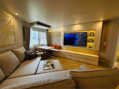 Property image 1 of 19