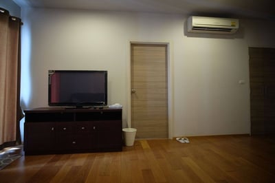 Property image 1 of 6