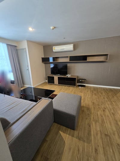 Property image 1 of 11