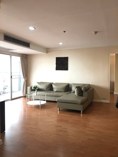 Property image 1 of 17