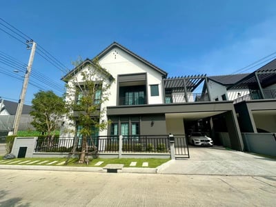 Property image 1 of 14