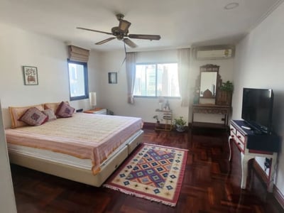 Property image 1 of 5