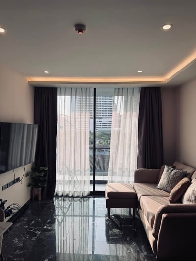 Property image 1 of 12
