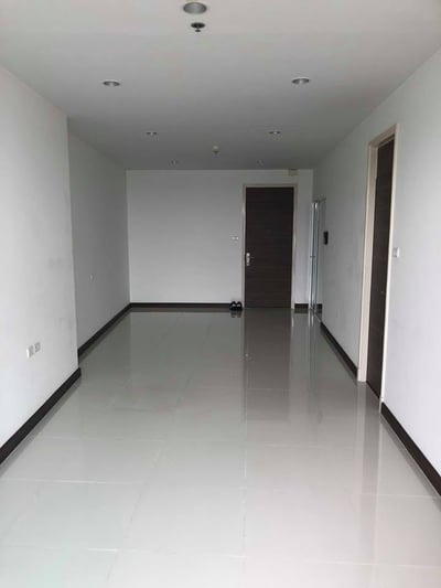 Property image 1 of 5