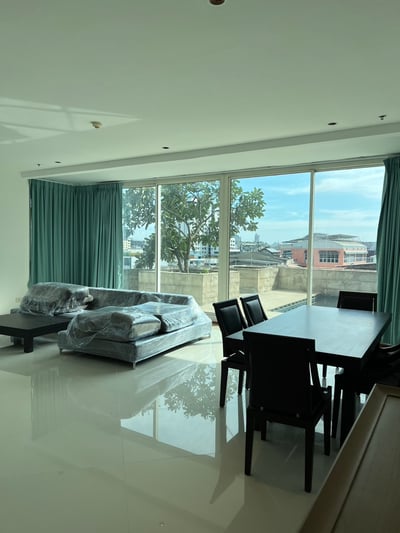Property image 1 of 15