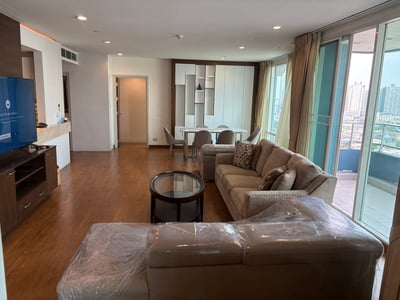 Property image 1 of 10