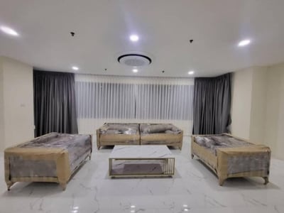 Property image 1 of 5