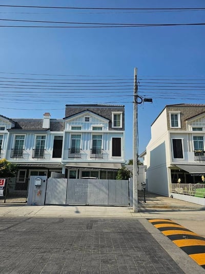 Property image 1 of 19