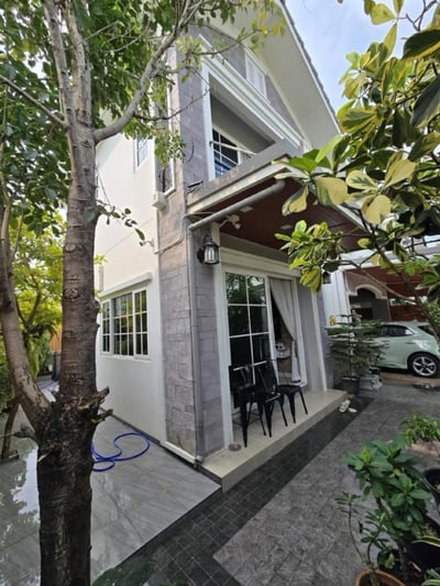 Property image 1 of 20