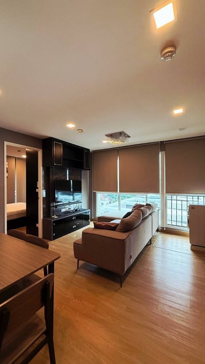 Property image 1 of 12