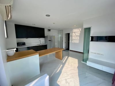 Property image 1 of 5