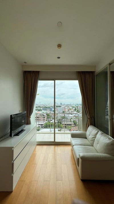 Property image 1 of 5