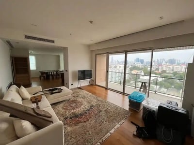 Property image 1 of 6