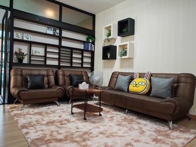 Property image 1 of 5