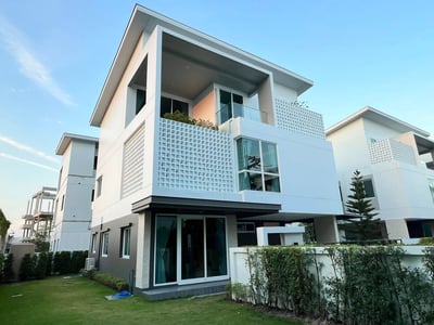 Property image 1 of 14