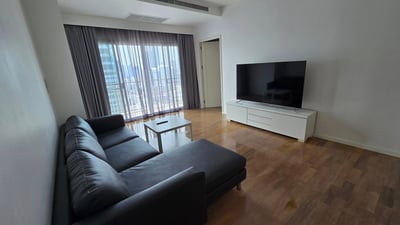 Property image 1 of 12
