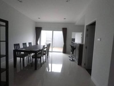 Property image 1 of 5