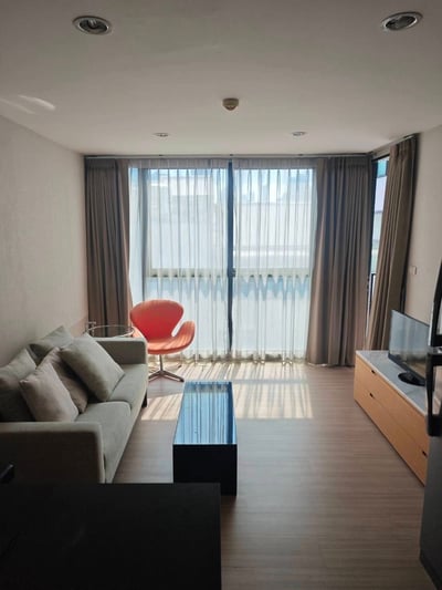 Property image 1 of 9