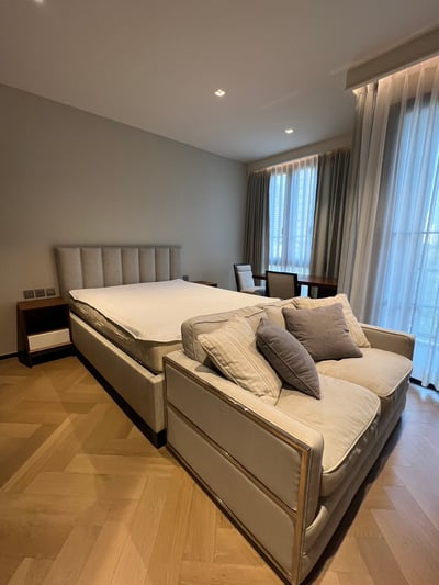 Property image 1 of 12