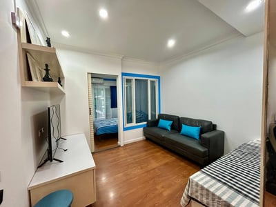 Property image 1 of 12