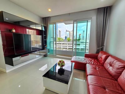 Property image 1 of 17