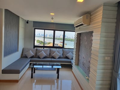 Property image 1 of 13