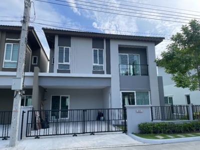 Property image 1 of 5
