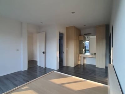 Property image 1 of 5