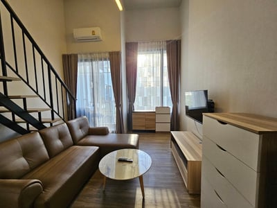 Property image 1 of 9