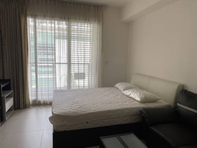 Property image 1 of 5