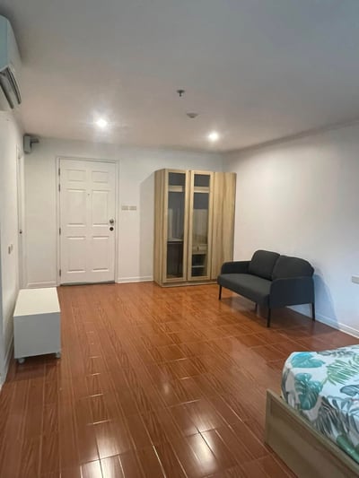 Property image 1 of 6