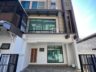Property image 1 of 5