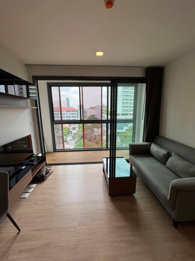 Property image 1 of 7