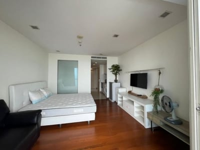 Property image 1 of 5