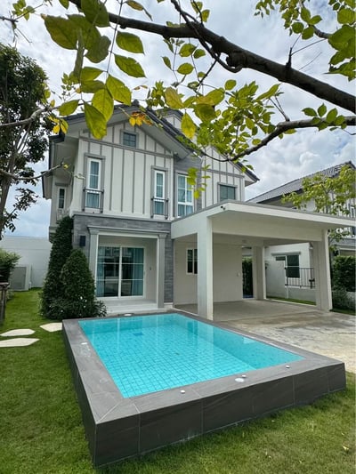 Property image 1 of 15