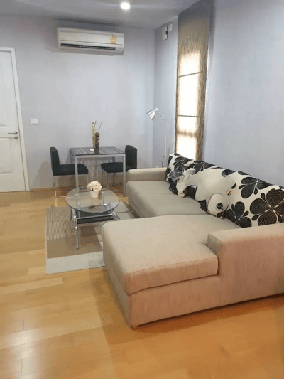 Property image 1 of 8