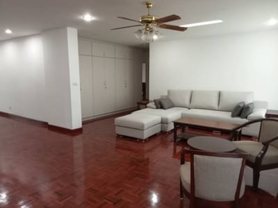Property image 1 of 5