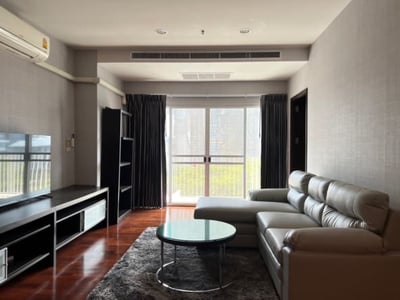 Property image 1 of 5