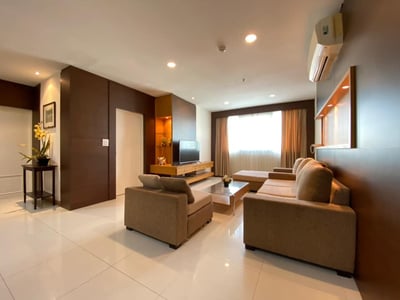 Property image 1 of 5
