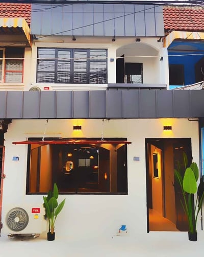 Property image 1 of 19