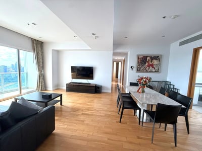 Property image 1 of 17