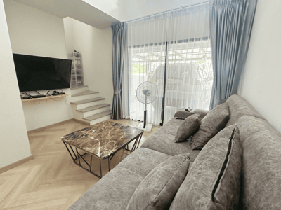 Property image 1 of 8