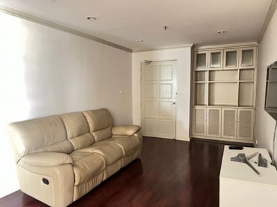 Property image 1 of 5