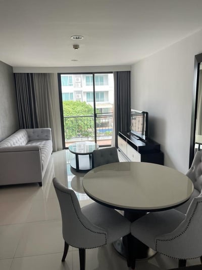 Property image 1 of 5