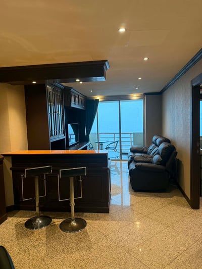Property image 1 of 12
