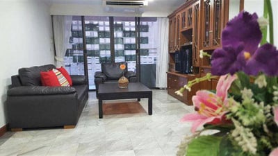 Property image 1 of 12